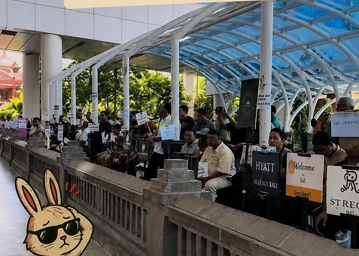 The Lazy Rabbit بيت شباب أوبود